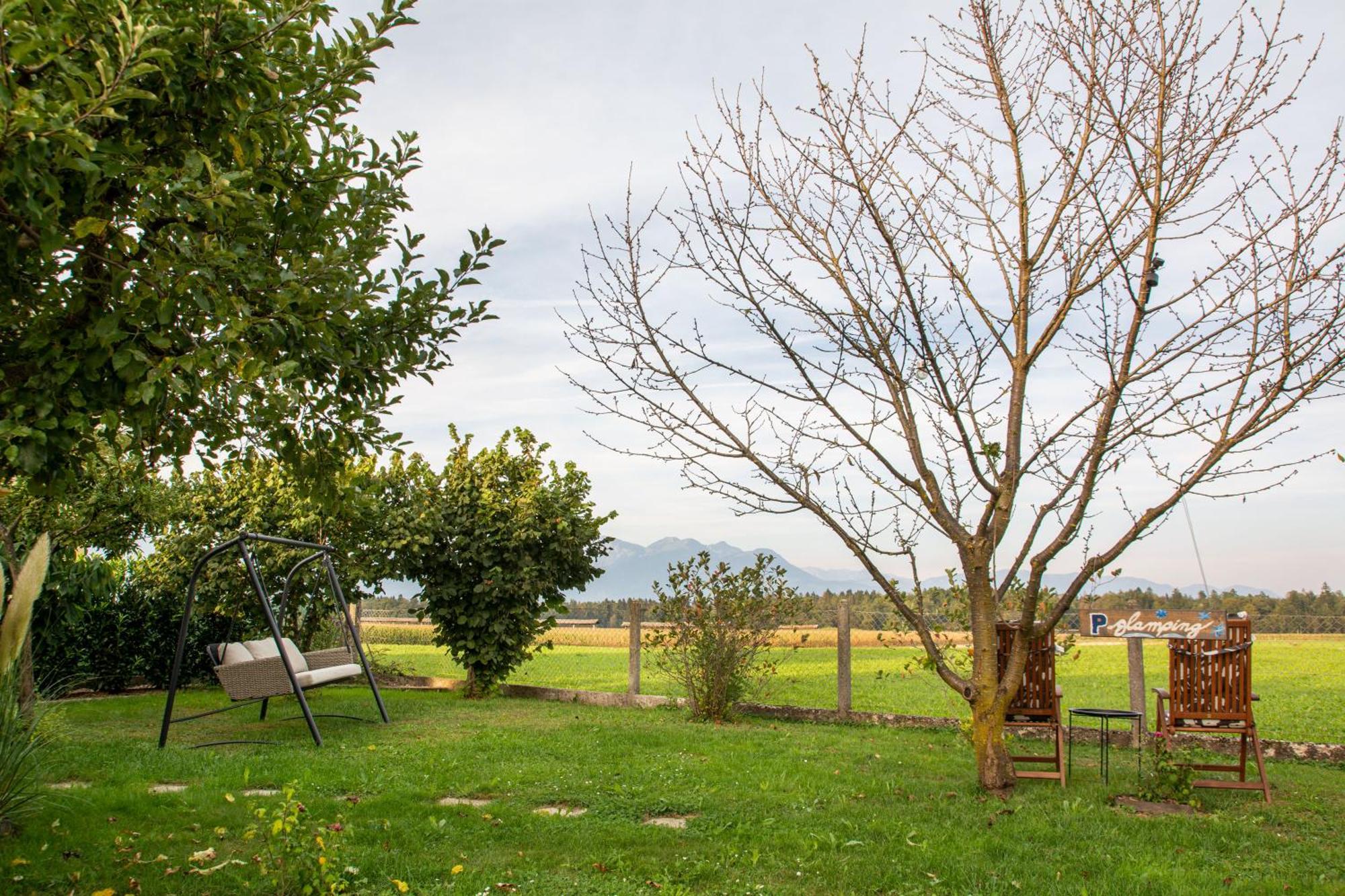 Glamping With A View Villa Smlednik Exterior photo